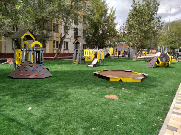Песочница "Грани" Romana 109.27.00