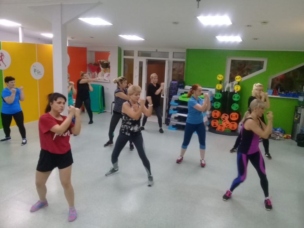 Поставка инвентаря для финтес центра г. Ханты-Мансийск